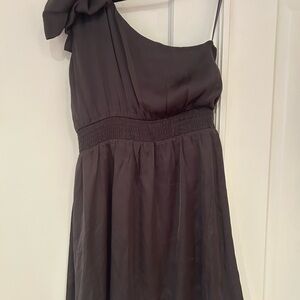 Francesca's Collections Charcoal One-Shoulder Dress